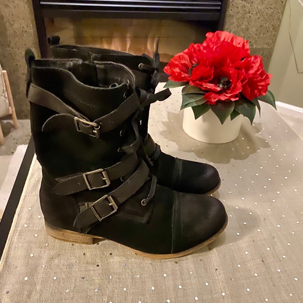Women’s Cathy Jean Black Ankle Boots Size 7